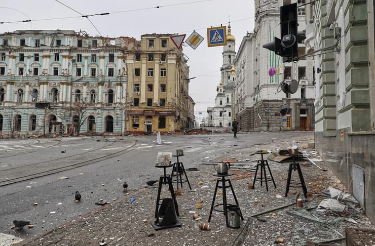חרקוב נזקים הפצצות פיצוצים הפגזות משבר מלחמה אוקראינה רוסיה רחוב הרס הריסות 