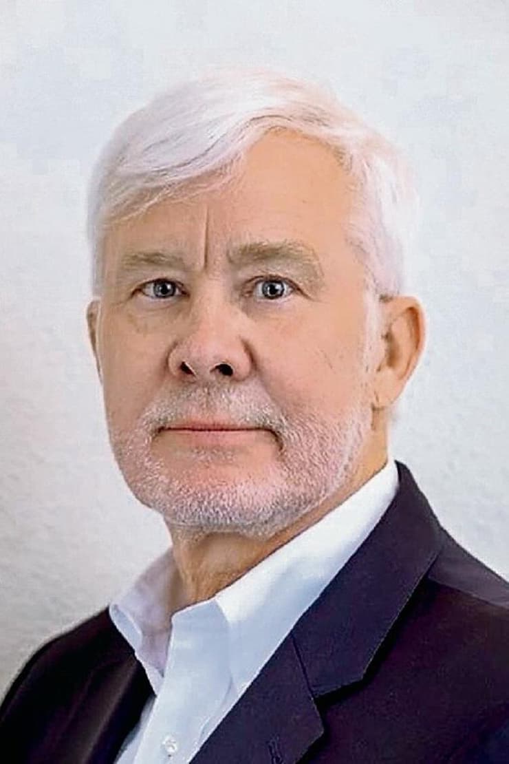 רולף מוואט-לארסן. מתגעגע לימי הזוהר של ברית המועצות כאימפריה (צילום: מתוך IMDB) רולף מוואט-לארסן