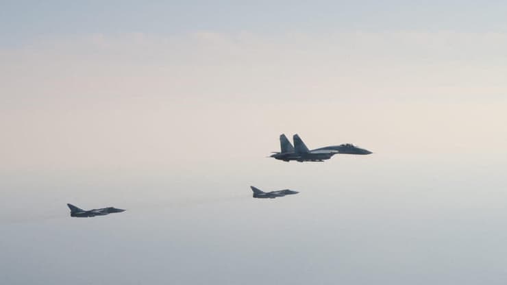 מטוסי קרב רוסים במרחב האווירי של שבדיה