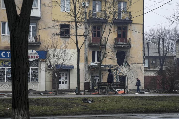 מריופול נזקים בעקבות  הפצצות הפגזות הרס הריסות משבר מלחמה רוסיה אוקראינה 