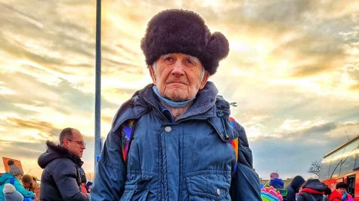 פליטים במעבר הגבול בין אוקראינה לפולין