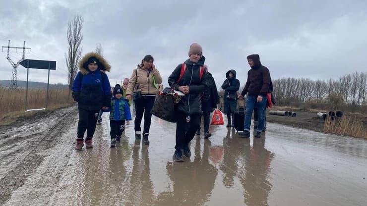 פליטים אוקראיניים בגבול אוקראינה עם מולדובה