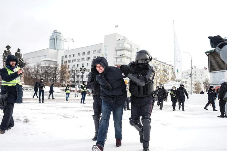 מעצר מפגינים רוסים ביקוטינבורג 
