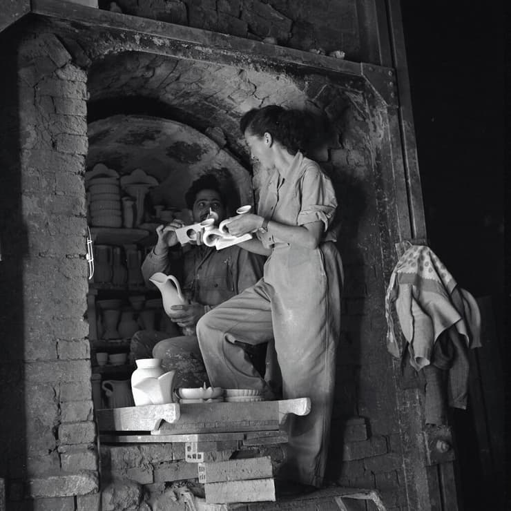 1953, כדים מתוצרת בית חרושת "חמרה" בירושלים