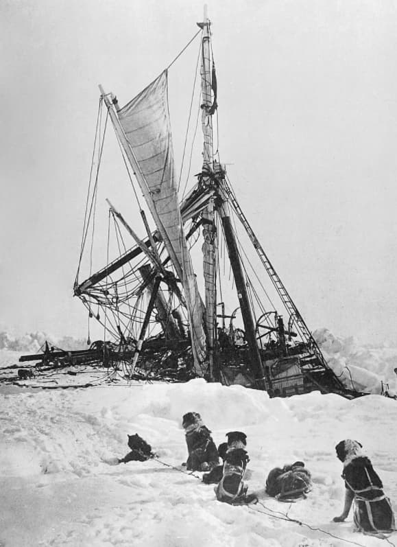 הספינה ב-1915