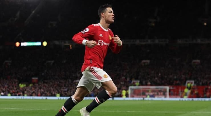 כריסטיאנו רונאלדו חוגג (רויטרס) כריסטיאנו רונאלדו חוגג