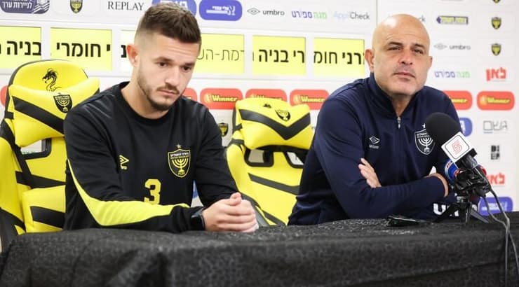 יוסי אבוקסיס ומקס גרצ'קין