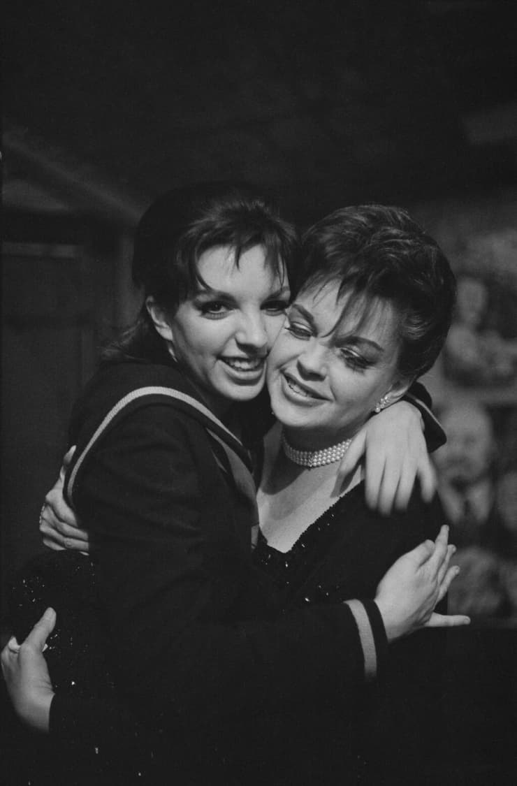 לייזה מינלי וג'ודי גרלנד, 1965