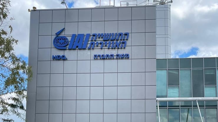 בועז לוי, בני גנץ ועמיר פרץ