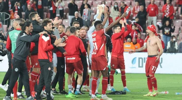 שחקני הפועל ב"ש