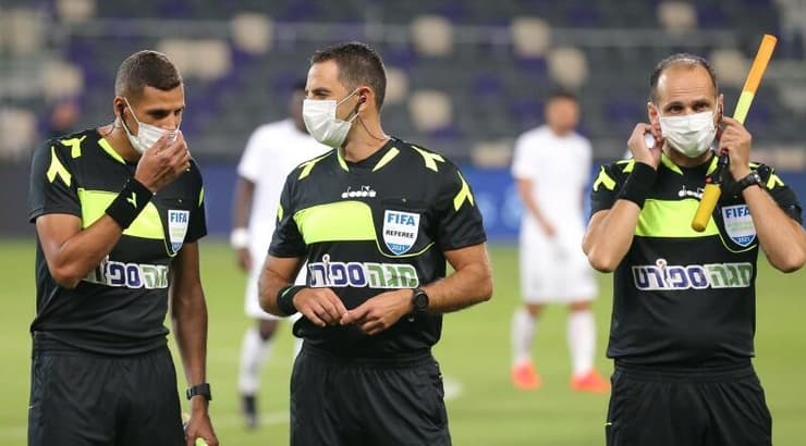 רועי רינשרייבר וצוות השיפוט