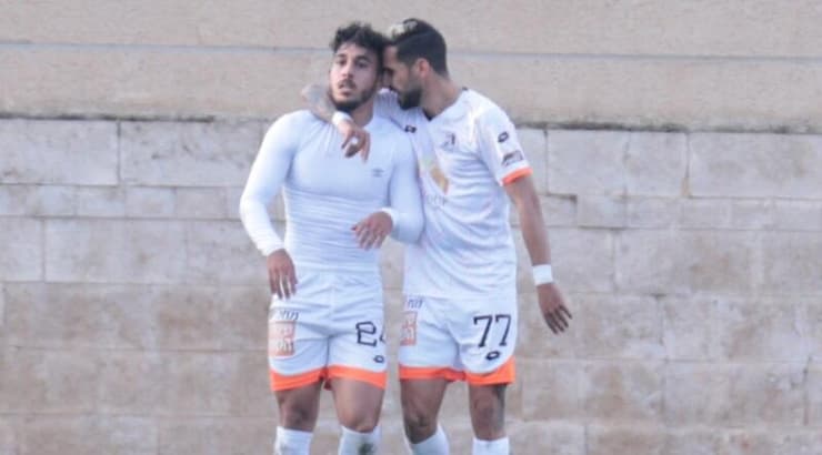 אלמוג בוזגלו ורועי פדידה (עמרי שטיין) אלמוג בוזגלו ורועי פדידה