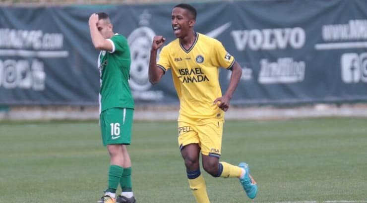 אוראל באייה חוגג (עמרי שטיין) אוראל באייה חוגג