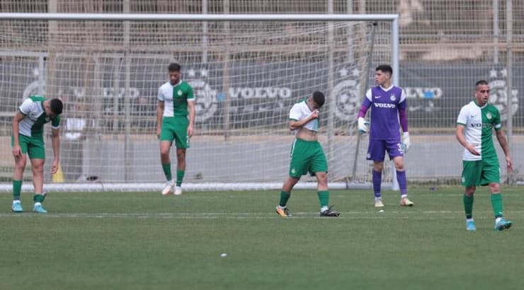 שחקני מכבי חיפה מאוכזבים (עמרי שטיין) שחקני מכבי חיפה מאוכזבים