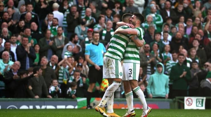 שחקני סלטיק חוגגים