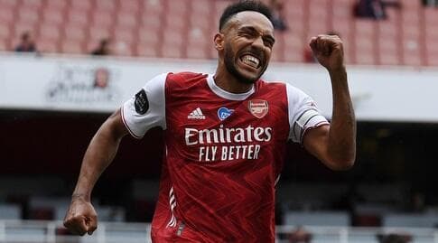 פייר אמריק אובמיאנג חוגג