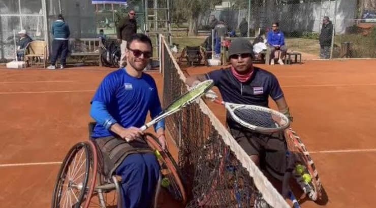 נעם גרשוני מול התאילנדי