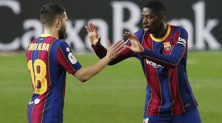 אוסמן דמבלה חוגג עם ג'ורדי אלבה