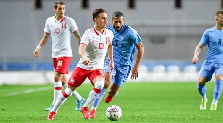 כארם ג'אבר רודף אחרי מיכל קארבובניק