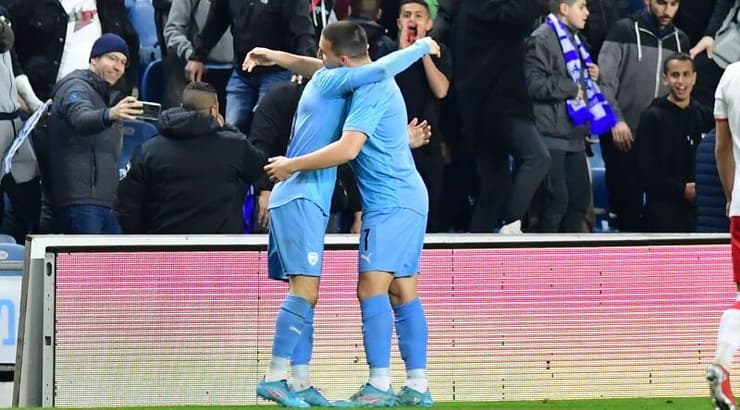 אושר דוידה חוגג עם ליאל עבדה