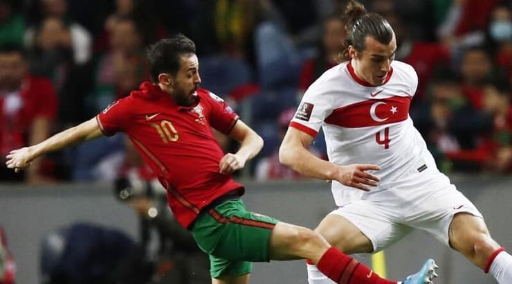 ברנרדו סיבלה מול צ'אלאר סויונג'ו (רויטרס) ברנרדו סיבלה מול צ'אלאר סויונג'ו