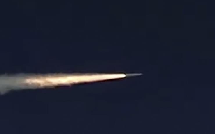 תיעוד משיגור של טיל קינז'אל, ב-2018 