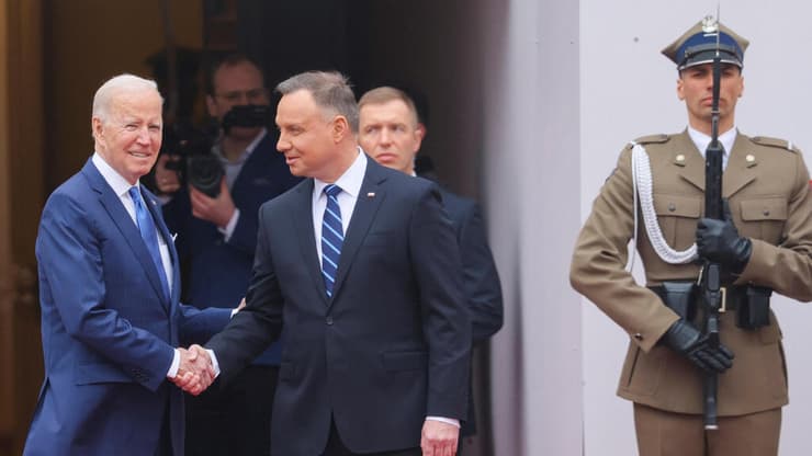 נשיא ארה"ב ג'ו ביידן פגישה עם נשיא פולין אנדז'יי דודה
