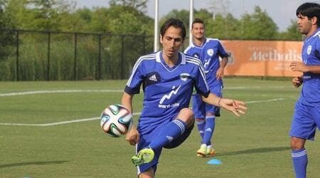 יוסי בניון באימון נבחרת ישראל (הפייסבוק של ההתאחדות לכדורגל) יוסי בניון באימון נבחרת ישראל