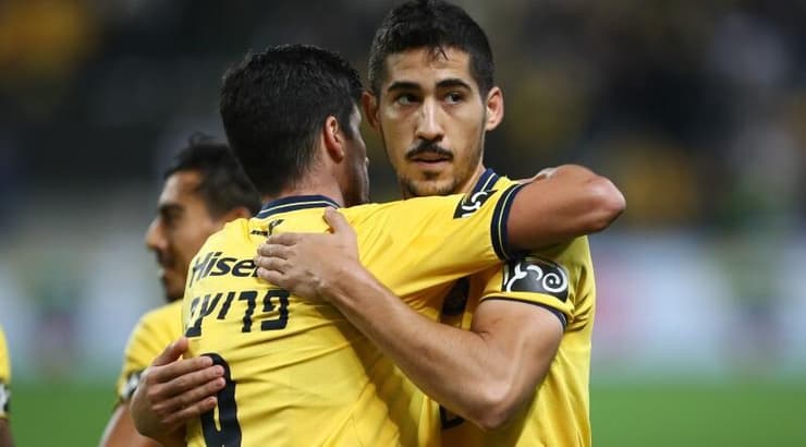 בלטקסה ופריצה, הבלם יאריך חוזה? (רדאד ג'בארה) בלטקסה ופריצה, הבלם יאריך חוזה?