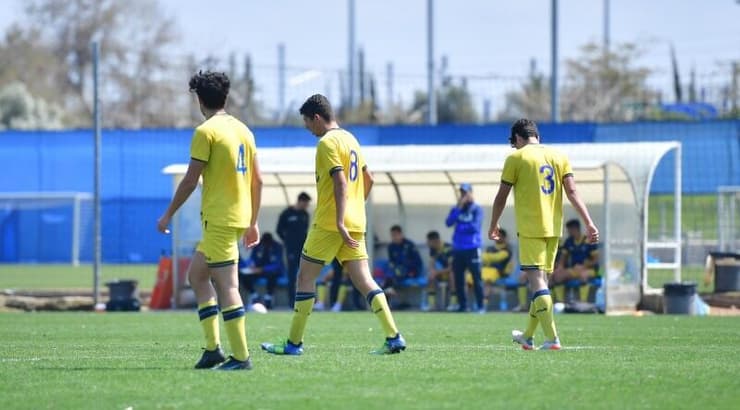 שחקני מכבי תל אביב מאוכזבים (חגי מיכאלי) שחקני מכבי תל אביב מאוכזבים