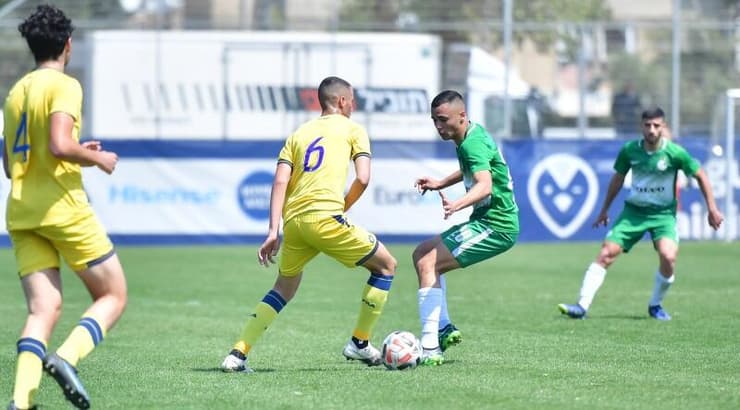 עידו בו שושן מול עומר דהן (חגי מיכאלי) עידו בו שושן מול עומר דהן