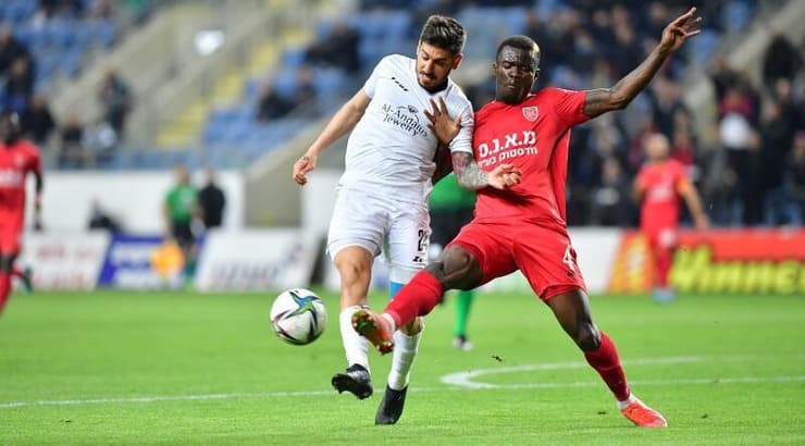 מאלה דוגאי ועידן שמש במאבק