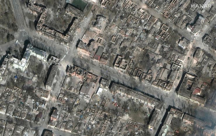 הרס ב מריופול ב תמונת לוויין אוקראינה מלחמה עם רוסיה
