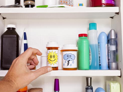 מהתרופות שכדאי שיהיו בכל בית ועד מה עושים עם תרופות שפג תוקפן