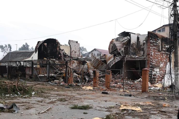 הרס וחורבן באירפין, אוקראינה