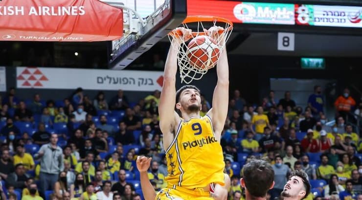 רומן סורקין מטביע