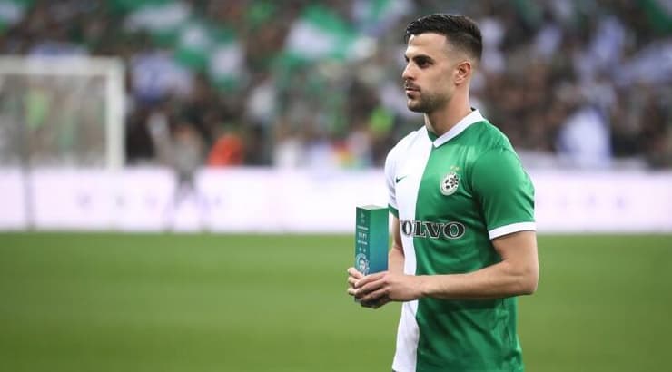 דין דוד קיבל א גביע שחקן חודש מרץ לפני הפתיחה