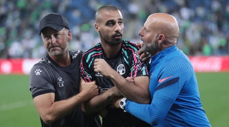 רמזי ספורי זועם (עמרי שטיין) רמזי ספורי זועם