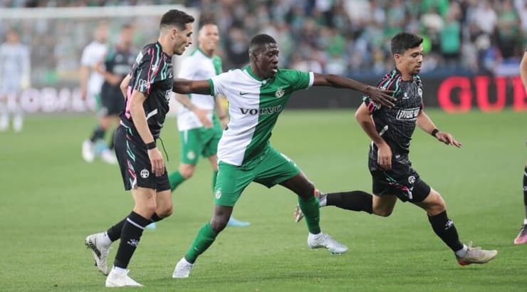 עלי מוחמד במאבק עם הלדר לופס (עמרי שטיין) עלי מוחמד במאבק עם הלדר לופס