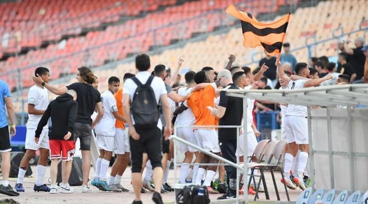 נערים א' של בני יהודה חוגגים