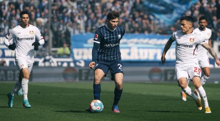 אלביס רקסבקאיי (הטוויטר של בוכום) אלביס רקסבקאיי