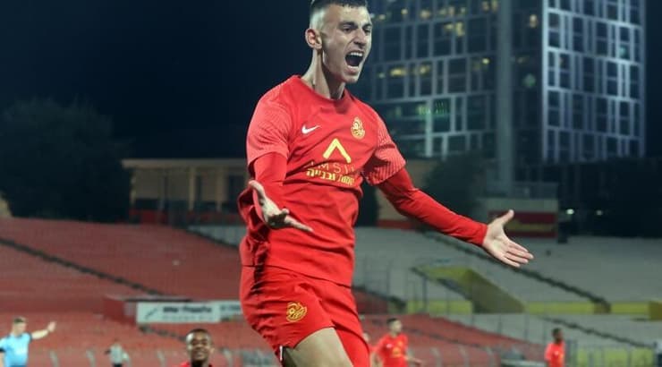 אדיר לוי חוגג (לילך וויס-רוזנברג) אדיר לוי חוגג