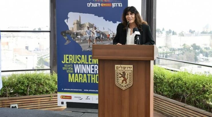 אסתר רוט שחמורוב