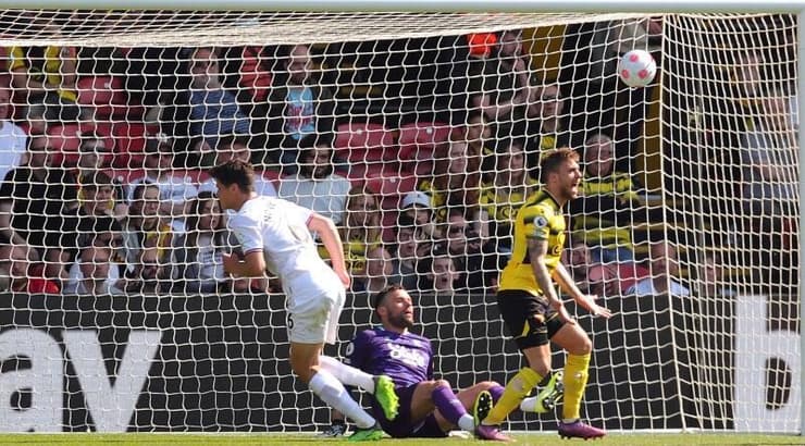 כריסטיאן נורגור כובש (רויטרס) כריסטיאן נורגור כובש