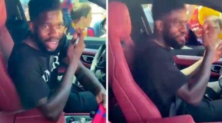 סמואל אומטיטי והאוהד הצעיר (צילום מסך) סמואל אומטיטי והאוהד הצעיר