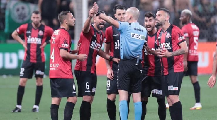 שחקני הפועל חיפה מאוכזבים