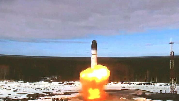 רוסיה פרסמה תיעוד של ניסוי בטיל בליסטי בין יבשתי סארמאט 