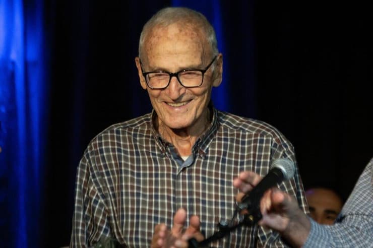 פרופסור יהושע זק, יליד ליטא בן 93