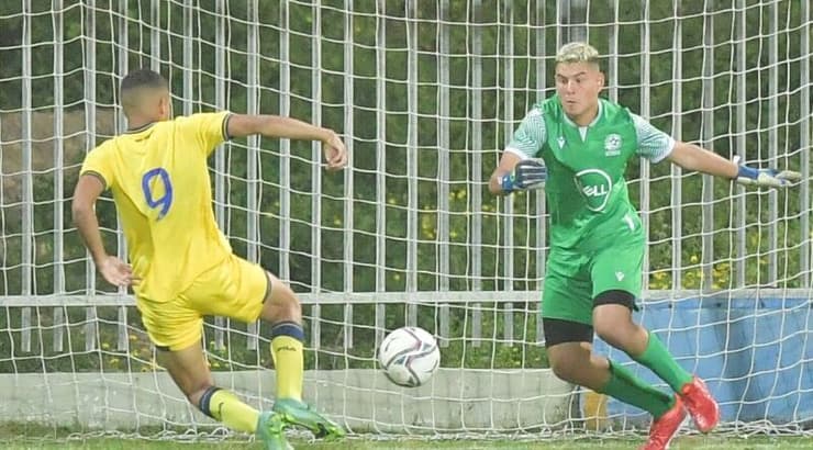 יהל אטיאס בועט (חגי מיכאלי) יהל אטיאס בועט