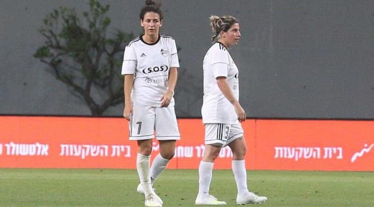 שחקניות כישרונות חדרה